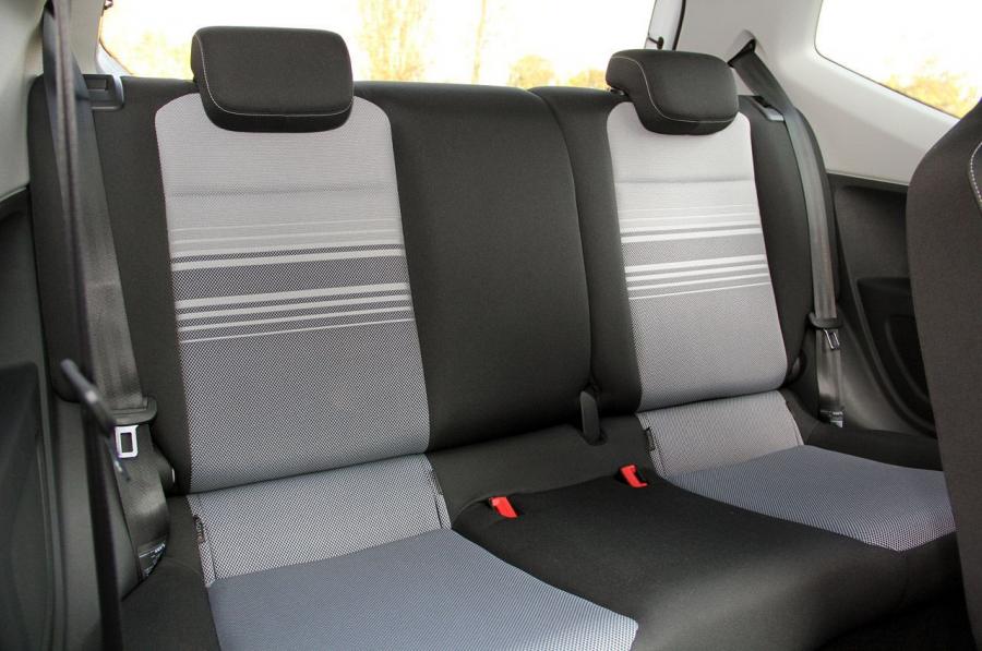  Volkswagen up! 2011 года  (фото 108 из 173)